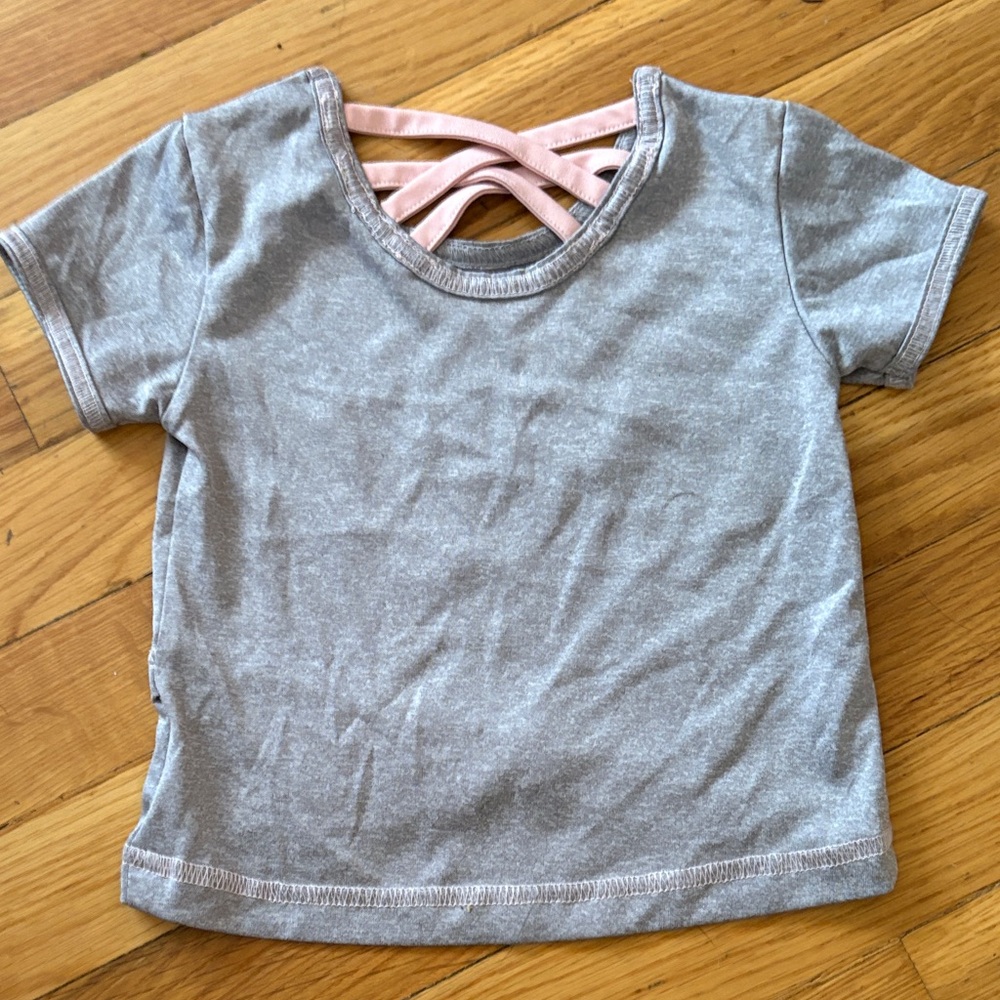 6/$20 Body Glove 3 Pc Girl's set. Shorts, Shirt & Joggers 18m EUC - Picture 3 of 9